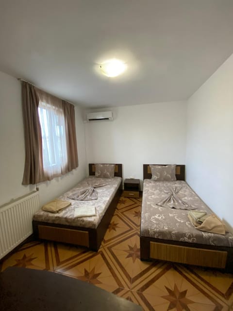 Guest Rooms Wild Duck Bed and Breakfast in Dobrich Province, Bulgaria