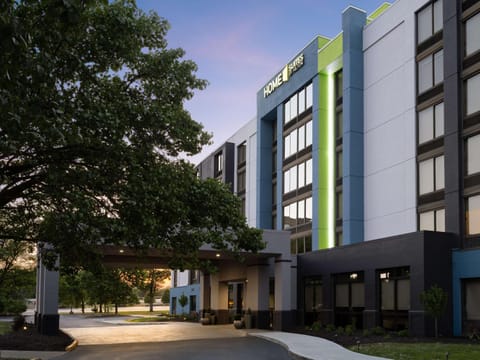 Home2 Suites by Hilton Indianapolis - Keystone Crossing Hotel in Indianapolis
