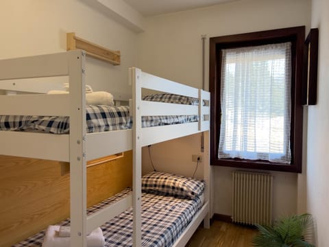 Photo of the whole room, Bedroom, bunk bed