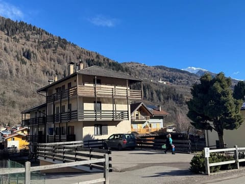 APPARTAMENTO vicino piste da sci Apartment in Pellizzano