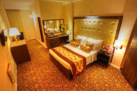 The Queensburry City Hotel Hôtel in Nuwara Eliya