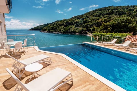 Natural landscape, Sea view, Swimming pool, Swimming pool