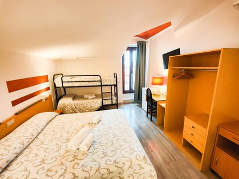 Albergo B&B Tenesi Hotel in Manerba del Garda