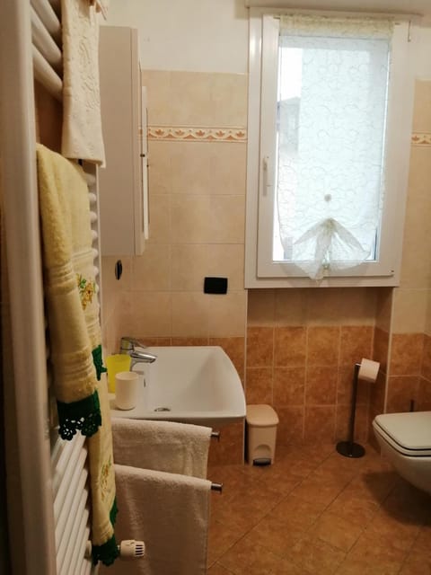 Nuovo e accogliente - New-and-lovely Apartment in Cremona