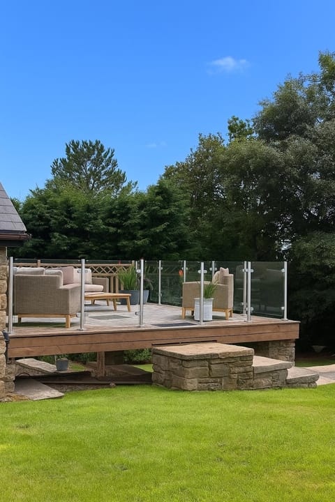 Cobstone Cottage Apartment in Bury