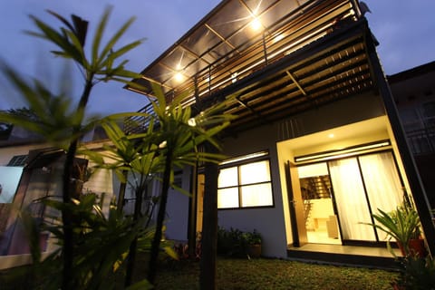 De Reiz Villa Kesuma Syariah House in Bandung