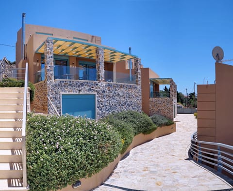 Ouzo Panoramic Houses 1, with private pool House in İzmir Province