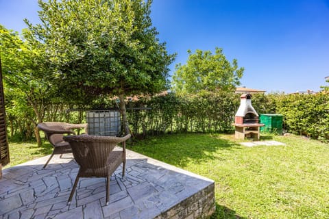 Property building, Garden