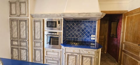 Maison calme au cœur des vignes House in Gassin