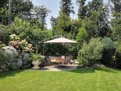 Garden, Balcony/Terrace