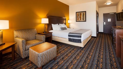 Best Western PLUS Casper Inn & Suites Hotel in Evansville