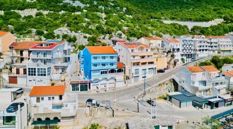 Property building, Bird's eye view