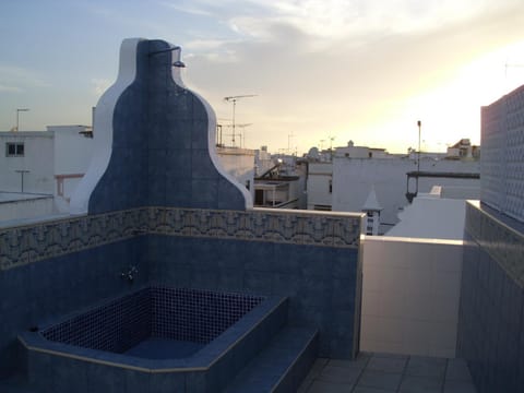 Balcony/Terrace, City view