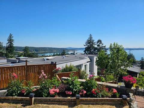 HOV B&B House -Hospitality Ocean View Victoria- Vacation rental in Vancouver Island