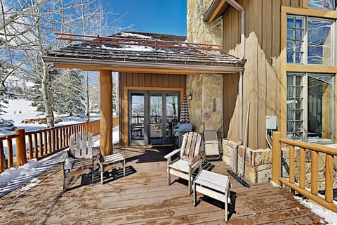 Luxurious Cordillera Estate 5 BR, Private Hot Tub House in Edwards