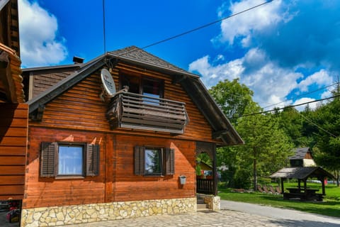 Guest House Martin Bed and Breakfast in Plitvice Lakes Park