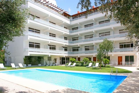 Corina Suites & Apartments Condominio in Germasogeia