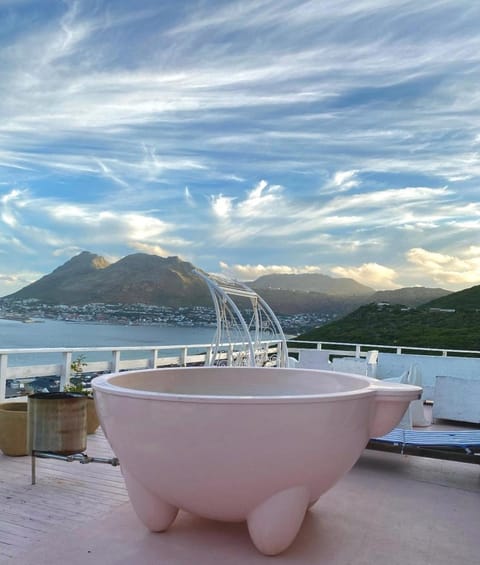Hot Tub, Balcony/Terrace, Mountain view, Sea view
