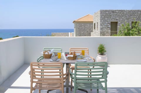 Patio, Day, Natural landscape, View (from property/room), Balcony/Terrace, Sea view, Breakfast