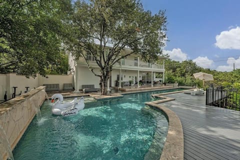 Chateau Lake Austin House in Lake Austin