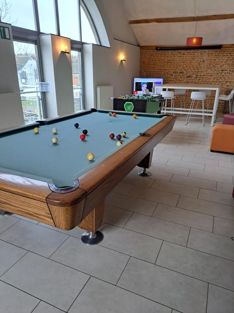 Billiard, Game Room, older children