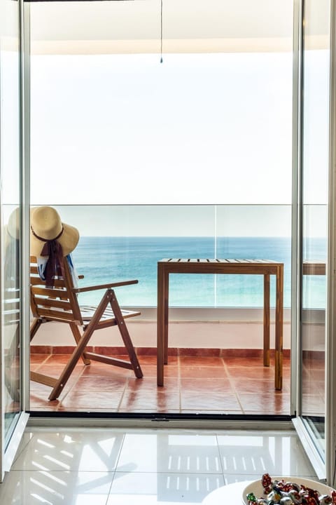 View (from property/room), Balcony/Terrace, Sea view