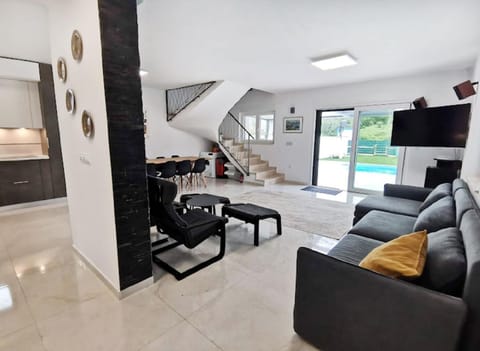 Ferienhaus in Murine mit Privatem Pool House in Istria County