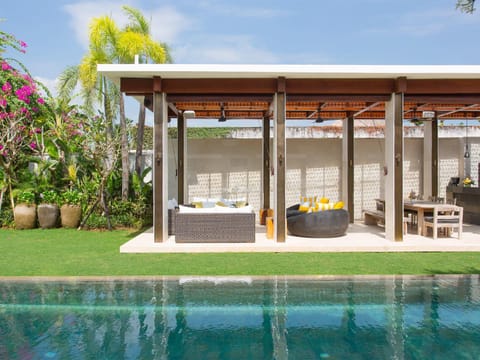 Pool view, Swimming pool