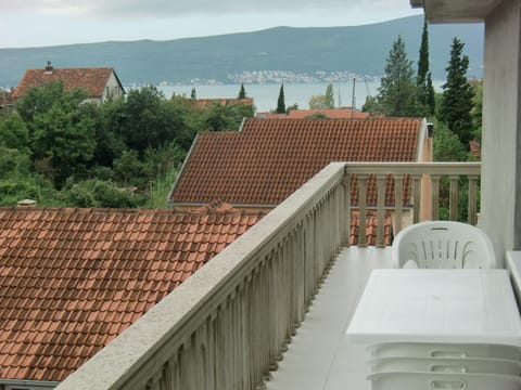 Apartment Villa Dobrijevic -Seljanovo Condominio in Kotor Municipality