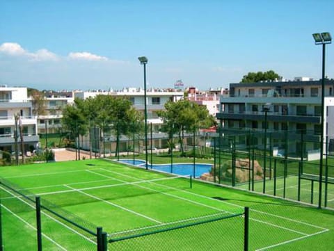 Tennis court