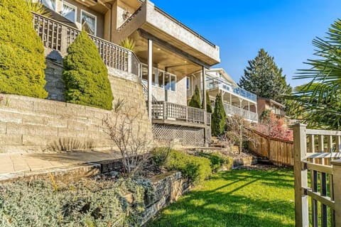 Luxe At Louise Villa in Lakewood