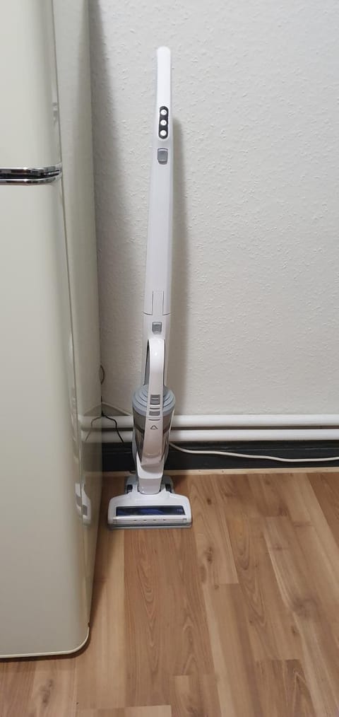 Wohnung mit 3 Zimmer, 30min Köln Messe Bahnhof, 5min Leverkusen Bahnhof Zentrum Apartment in Leverkusen