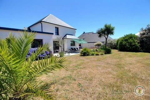 Property building, Garden view
