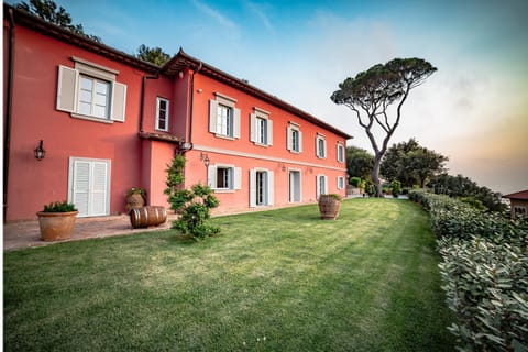 Property building, Garden view