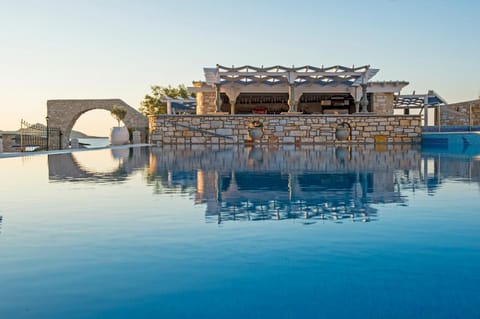 Lounge or bar, Pool view, Swimming pool