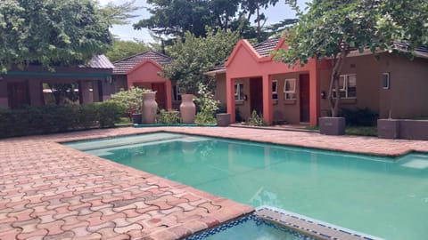 Tasha Lodge & Tours Bed and Breakfast in Zimbabwe