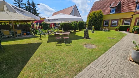 Inner courtyard view