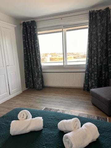 Côté Port Apartment in Granville