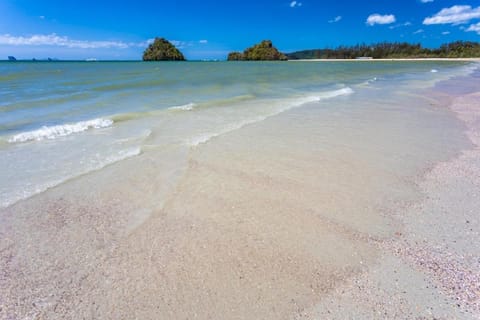 Rock Reef Aonang Villa 2 bedroom 2bathroom 2livingroom Villa in Krabi Changwat