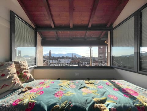 Bed, View (from property/room), Bedroom, City view, Mountain view