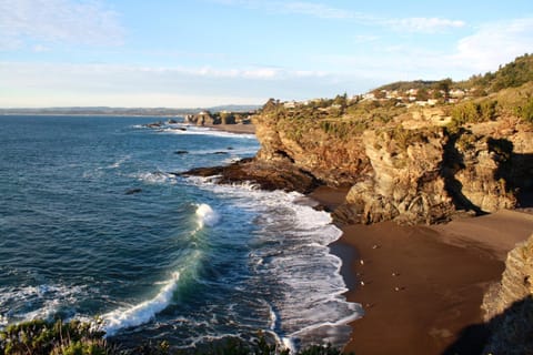 Nearby landmark, Natural landscape, Other, Beach, Sea view