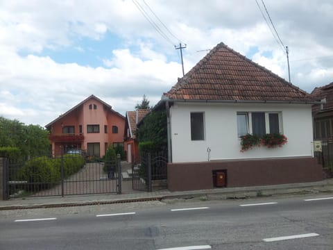 Facade/entrance, Street view