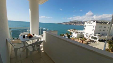 Day, Balcony/Terrace, Seating area, Sea view