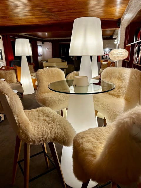 Living room, Lounge or bar, Seating area