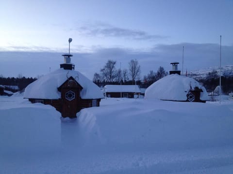 Property building, Winter, Area and facilities