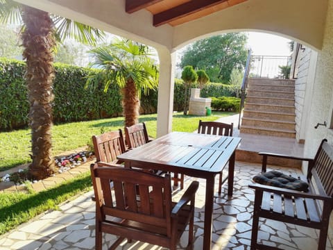 Patio, View (from property/room), Garden view