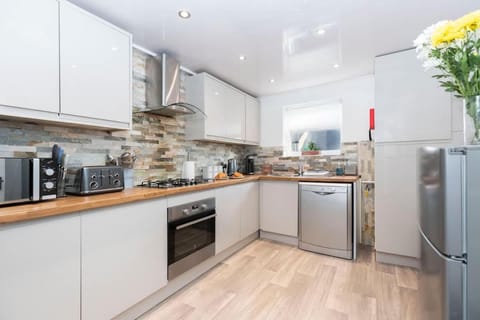 Central Saltburn 2 bed family apartment Apartment in Saltburn