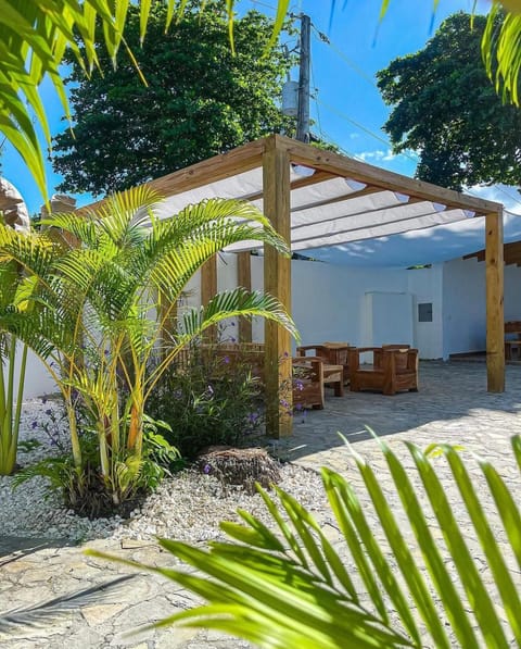 Property building, Patio, Day, Garden, Garden view