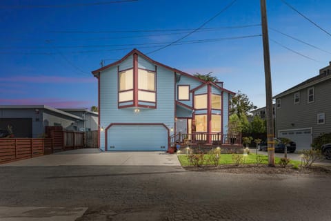 Coastal Getaway home House in El Granada