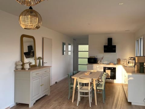 Jolie maison proche des plages House in Pont-l'Abbé